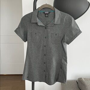 Outdoor Research Reflections Short Sleeve Shirt in Charcoal (Small)